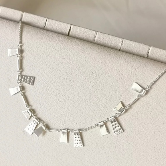 💢SOLD AT SHOPBEGIZBTQ💢- BOGO🆑BUY ONE-GET ONE 50%🆑AUTHENTIC KENDRA SCOTT Earrings - Picture 4 of 11